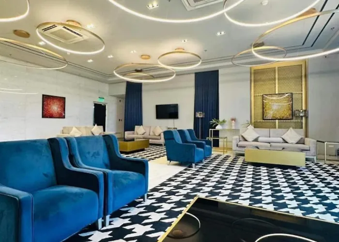 Aparthotel Miestee's Modern Luxe Retreat