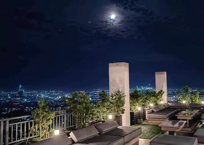 Aparthotel Miestee's Modern Luxe Retreat