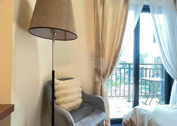 Miestee's Modern Luxe Retreat Aparthotel 3*